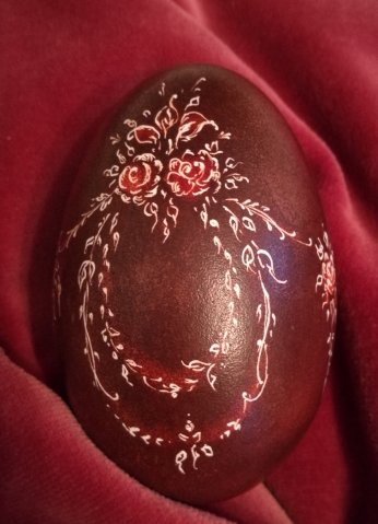 Festett gravírozott tojás 